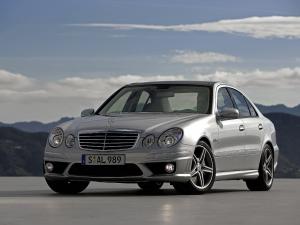 Mercedes-Benz E63 AMG 2006 года